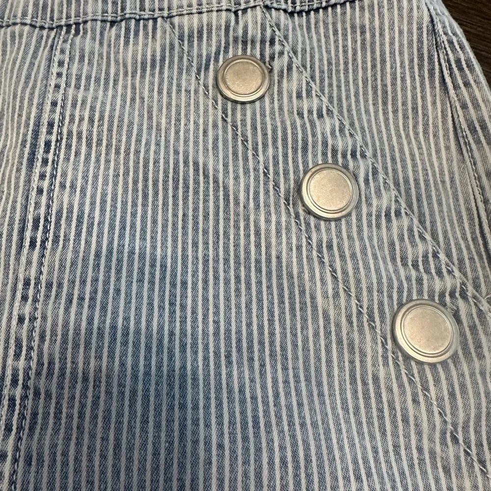 Westbound Light Blue Striped Mini‎ Skirt